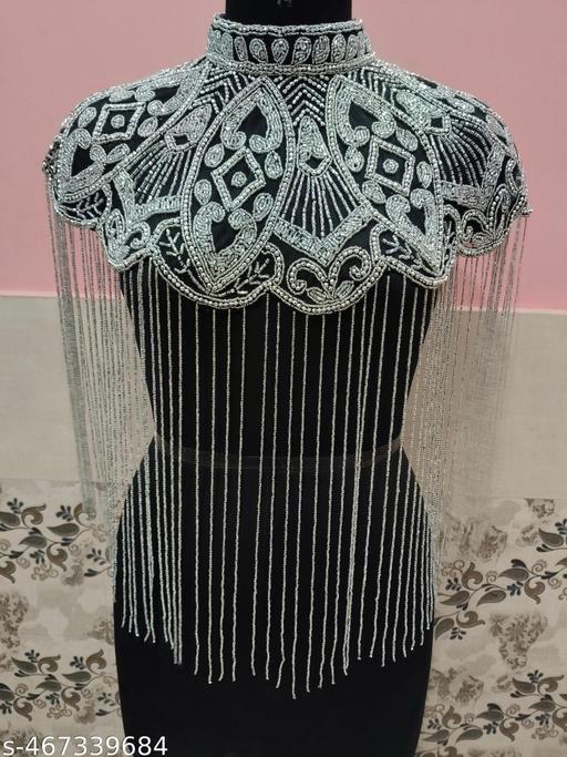 Embellished Trendy Feminine Cape