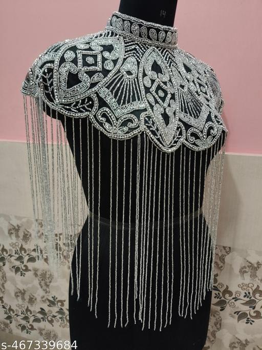 Embellished Trendy Feminine Cape